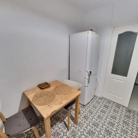 Prometeu Good Location In Bucarest
