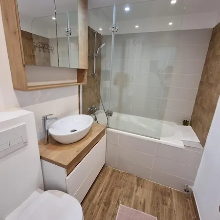 Prometeu Good Location In * Bucarest