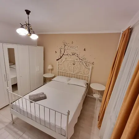 Prometeu Good Location In Bucarest